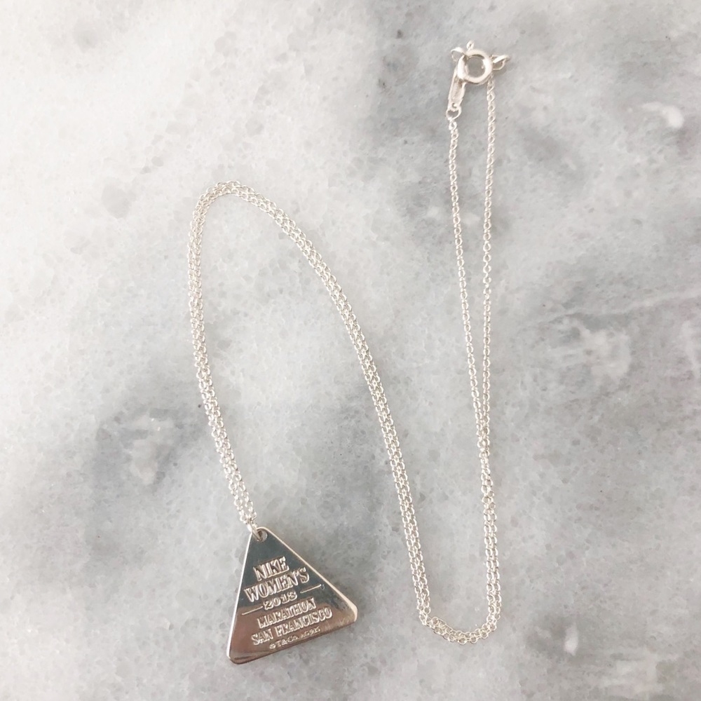 2013 Nike SF Marathon Necklace - Picture 4 of 4